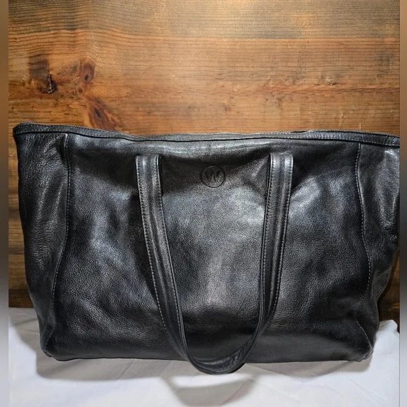 Wanderers Travel The Rocks Handbag, La Fontelina wallet, Barcelona Card wallet - Picture 2 of 16